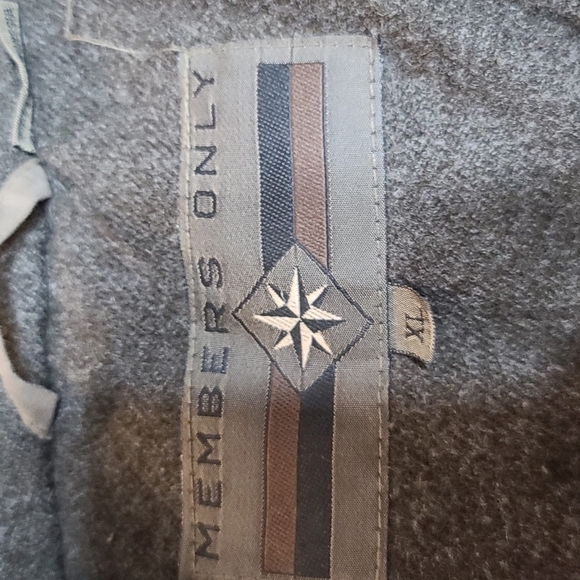 Members Only Men's Winter Coat KHAKI GREEN Snaps/Zips Quilted Lining Size XL EUC - Picture 9 of 12